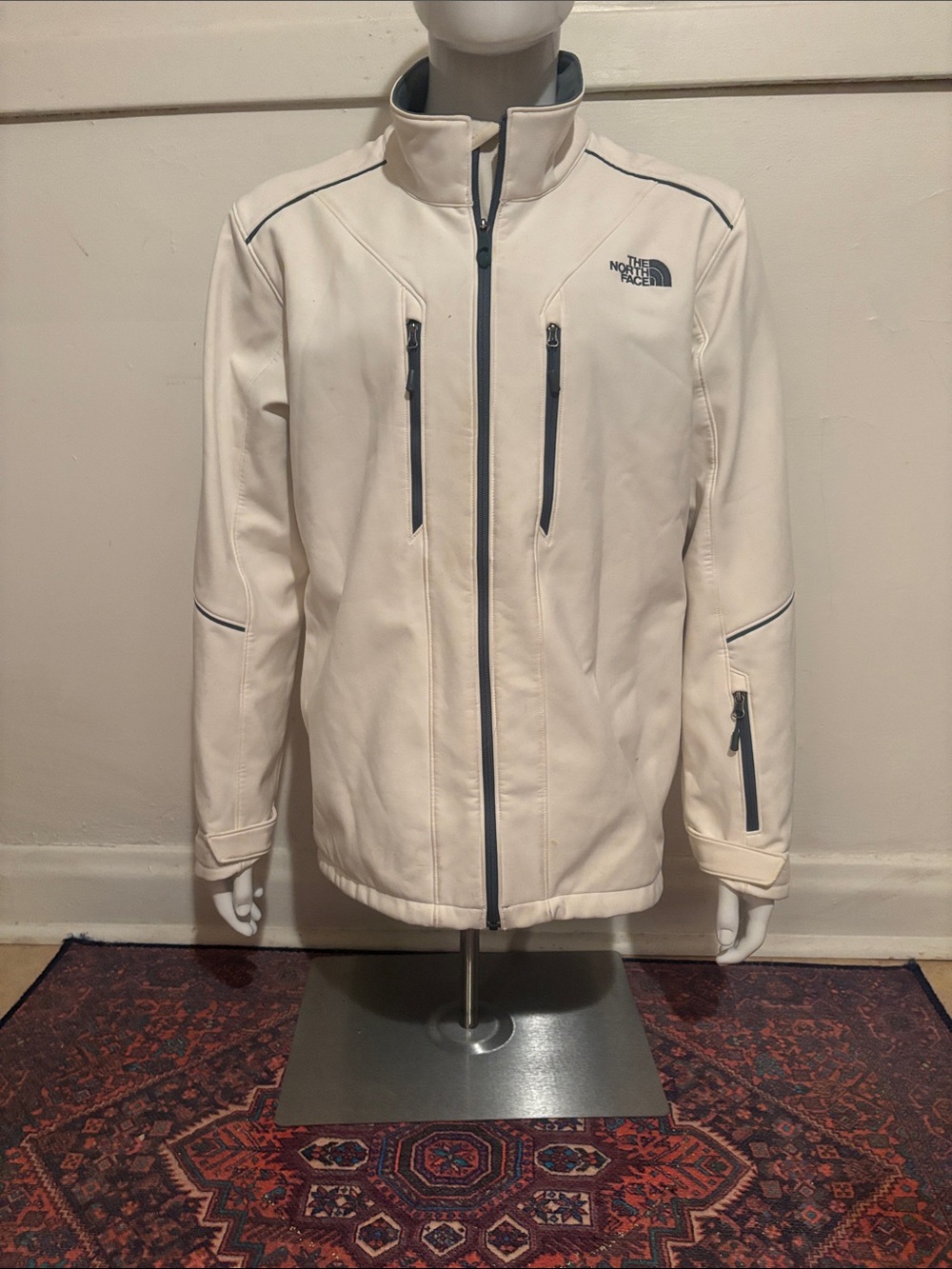 The North Face Men's Off-White Softshell Performance Jacket